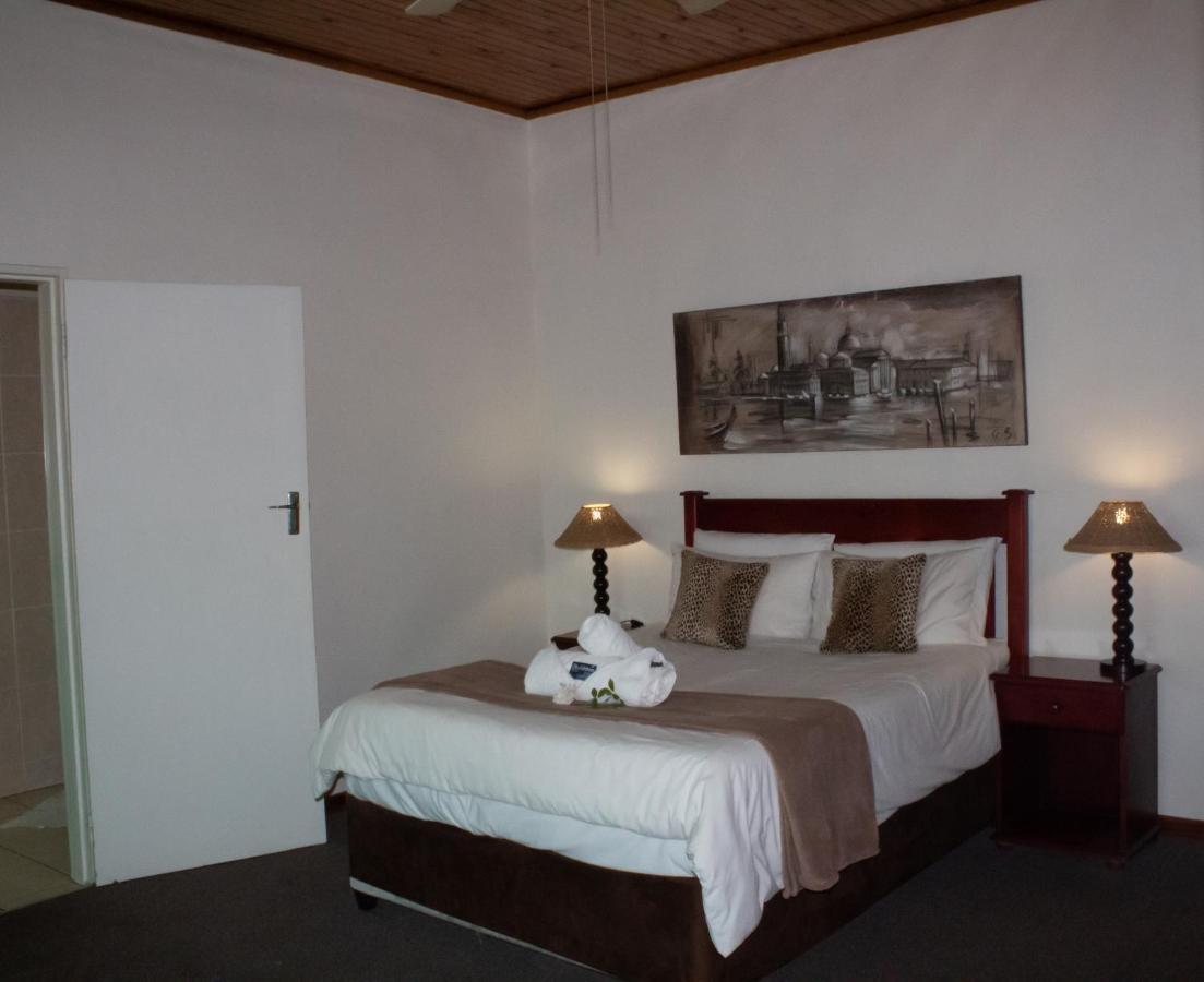 The Lakehouse Guest House Brakpan Vliegveld Extérieur photo